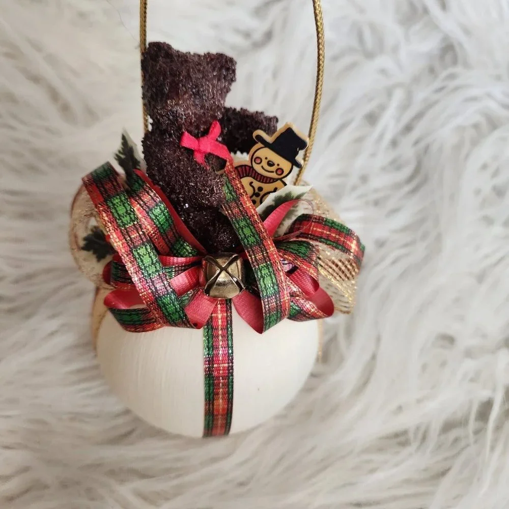 Vintage Christmas Tree Ornament Bear Bell‎ Ribbon